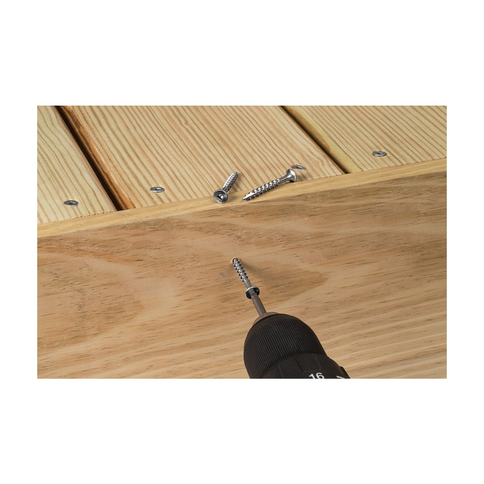 Simpson Strong-Tie 316 Stainless #2 Square Drive Deck Screw installation